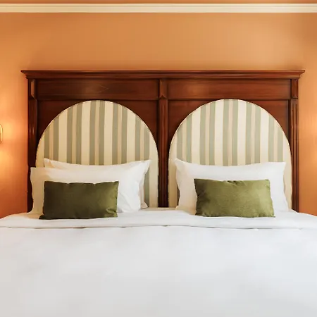 Grand D'orange, Bw Signature Collection Hotel Orange (Vaucluse)
